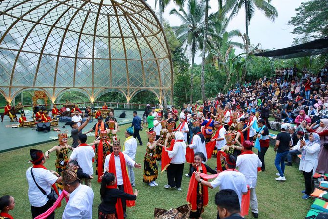 sendratari meras gandrung di banyuwangi