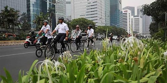 Anies Targetkan Jalur Khusus Sepeda Rampung Sebelum Akhir Tahun 2019