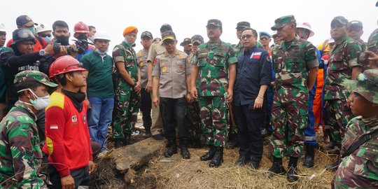 Usai Pantau dari Heli, Kapolri Yakin Karhutla di Riau Ulah Manusia