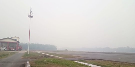 Daftar Ratusan Penerbangan Lion Air yang Batal & Delay Gara-gara Kabut Asap