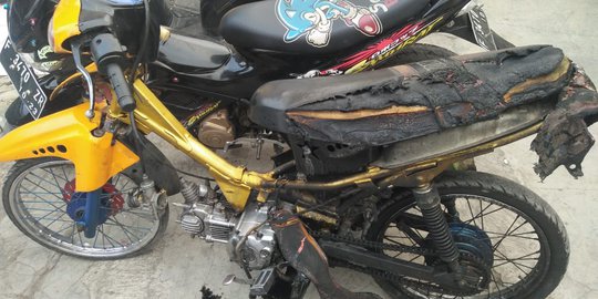 Ogah Ditilang, Pemuda di Cianjur Nekat Bakar Sepeda Motor