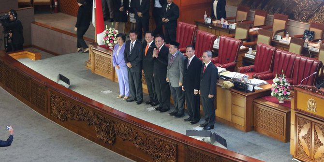 5 Pimpinan KPK Baru Makan Siang Bareng Komisi III DPR Sebelum Paripurna