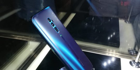 OPPO Reno Ace Bawa Teknologi Fast Charging