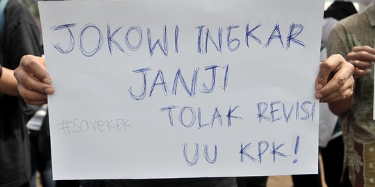 'Presiden Jokowi Membohongi Publik soal Pemberantasan Korupsi'