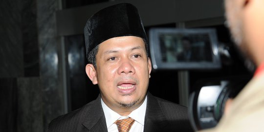 Analisa Fahri Hamzah Soal Jokowi Setuju Revisi UU KPK