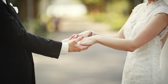 DPR Sebut Pasal Batas Usia Menikah Minimal 19 Tahun Melalui Perdebatan Alot