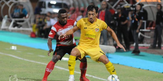 persib bandung vs semen padang
