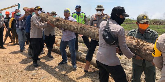 Pemadaman Kebakaran Hutan dan Lahan di Kalsel Terkendala Minim Akses dan Air