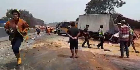 Kecelakaan Tol Cipularang, Manajer Perusahaan Dump Truk Jadi Tersangka