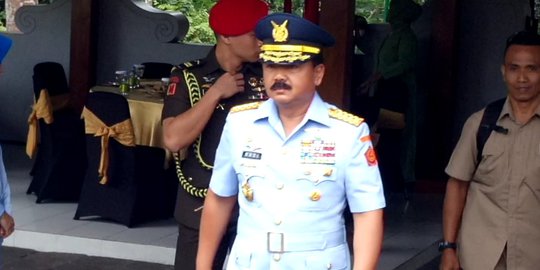 Jelang HUT TNI ke 74, Marsekal Hadi Tjahjanto Ziarah ke Makam Soeharto