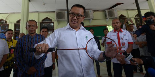 Imam Nahrawi Mainkan Raket Jelang Pengunduran Diri dari Menpora