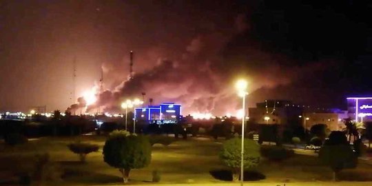 terbesar diserang drone siap siap harga minyak dunia naik rev1