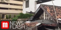 VIDEO: Penampakan Rumah Usang di Halaman Apartemen Thamrin Residence