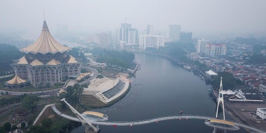 Kabut Asap, Malaysia Berencana Pakai Drone untuk Bikin Hujan Buatan