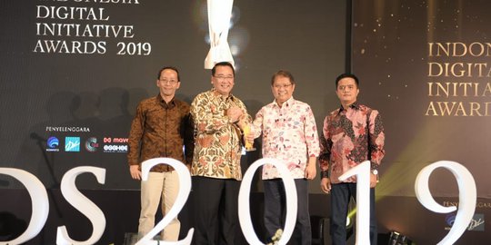 Kemendes PDTT Raih Penghargaan Website Terbaik dan Inovatif di IDIA 2019