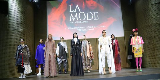 Karya Siswa BBPLK Semarang Ikuti Fashion Show di Paris