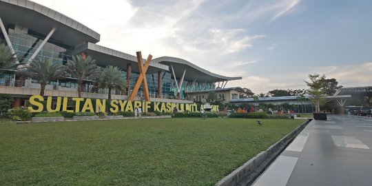 6 Penerbangan Lion Air di Bandara Sultan Syarif Kasim II Delay Karena Kabut Asap