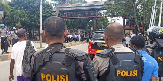 Penjelasan Mabes Polri Soal Video Polisi Geruduk Uncen Papua Hingga Blokade Jalan