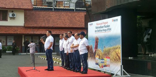 Gelar Operasi Pasar, Budi Waseso Perintahkan Pejabat Bulog Turun ke Lapangan