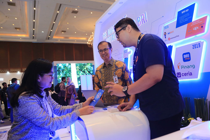 bank bri dukung indonesia fintech summit expo 2019