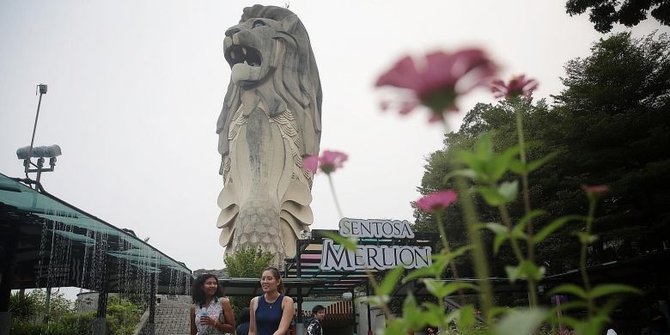 Singapura Bakal Robohkan Patung Singa Merlion di Sentosa Island