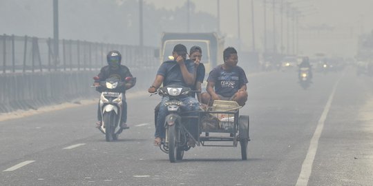 Nagan Raya Aceh Dikepung Kabut Asap, Warga Mulai Terjangkit ISPA