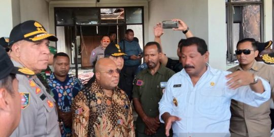 Gubernur Lukas Pastikan Situasi Jayawijaya Aman