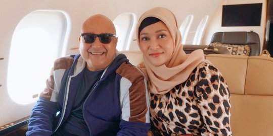 Berangkat Umrah ke Tanah Suci Bersama Suami, Penampilan Maia Estianty Curi Perhatian