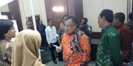 pindahkan ibu kota meski ada ancama resesi rev2