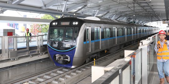 MRT Jakarta Seleksi Mitra Penyedia QR Code untuk Pembayaran Tiket