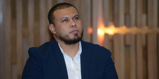 fahri hamzah bubarkan kpk rev1