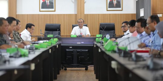 Tindak Lanjuti Arahan BPK, Sesmenpora Pimpin Rapat Pembentukan Satkersus KONI Pusat