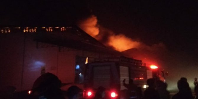 Gudang Kapas Pabrik Sritex di Sukoharjo Terbakar