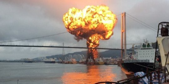 Kapal Kargo Terbakar di Korea Selatan, 9 Pelaut Terluka