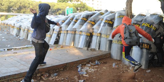 Jaga Demo, Polisi Harus Mampu Jaga Emosi