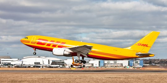 Per 1 Januari 2020, Tarif Pengiriman Internasional DHL Express Naik 4,9 Persen