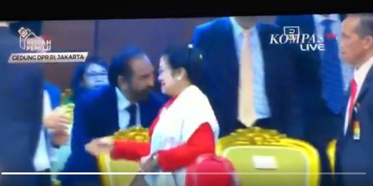 Saat Megawati Cueki dan Tak Bersalaman dengan Surya Paloh