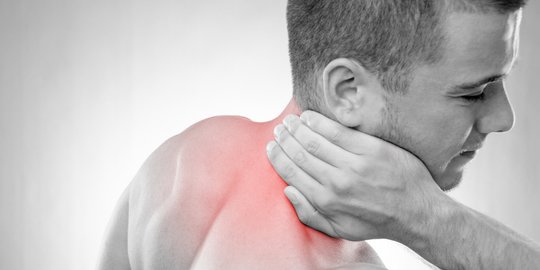 4 Hal yang Bisa Membantu Meredakan Rasa Sakit di Leher