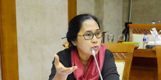 kepala paloh tak kasih tangan ke mega rev1