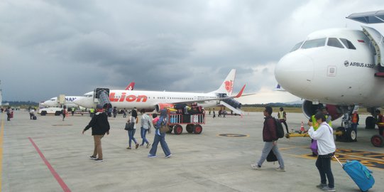 Aspal Taxiway Bandara Samarinda Mengelupas, 5 Penerbangan Dialihkan ke Balikpapan