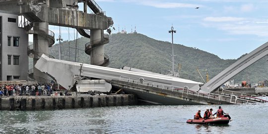 Korban Tewas Jembatan Ambruk di Taiwan Bakal Dapat Santunan Rp2 Miliar