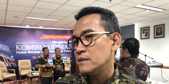 jokowi keluarkan perppu rev1