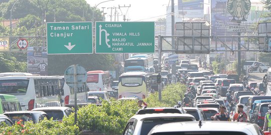 Kurangi Kemacetan Jalur Puncak, Polisi Berlakukan Kanalisasi Mulai 27 Oktober