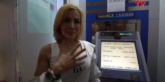 Mengintip Saldo ATM Barbie Kumalasari