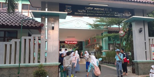 Kisah Siswa SMPN 4 Tangsel, Ijazah Ditahan Karena Tunggak Donasi 'Buatan' Sekolah