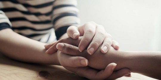 7 bukti ilmiah kalau perasaan sedih itu baik!