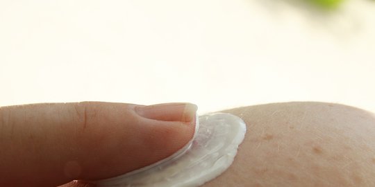 9 cara menjaga kulit tetap lembap selama cuaca panas