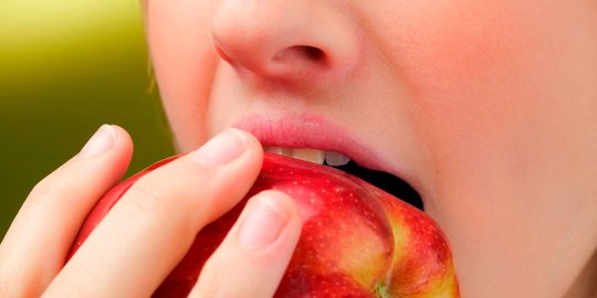 9 cara menjaga kulit tetap lembap selama cuaca panas