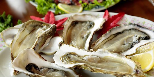 7 makanan yang bisa membantu mengatasi kulit kering