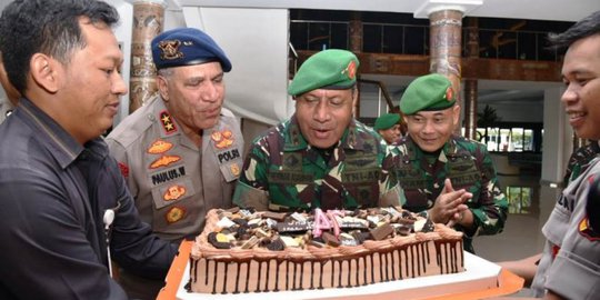 Kejutan Pagi-pagi dari Kapolda Papua untuk Pangdam Cenderawasih